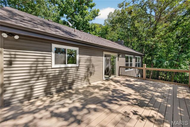 19 Greenview Drive, Defiance, MO 63341