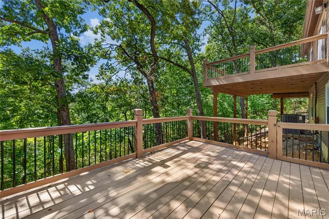 19 Greenview Drive, Defiance, MO 63341