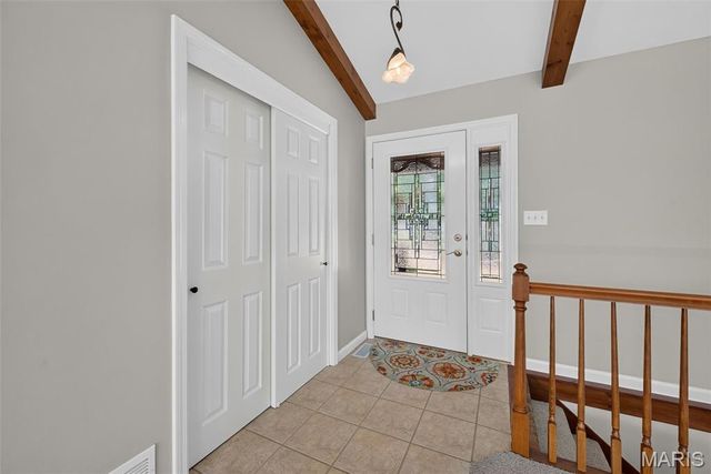 19 Greenview Drive, Defiance, MO 63341