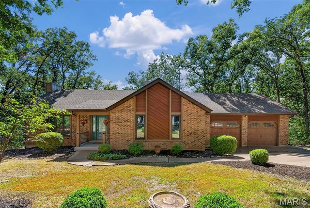 19 Greenview Drive, Defiance, MO 63341