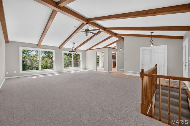 19 Greenview Drive, Defiance, MO 63341