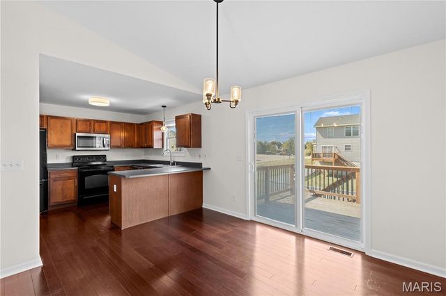 51 E Homefield Point Court, O'fallon, MO 63366