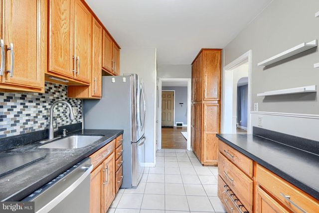 6823 FAIRDEL AVE, Baltimore, MD 21234