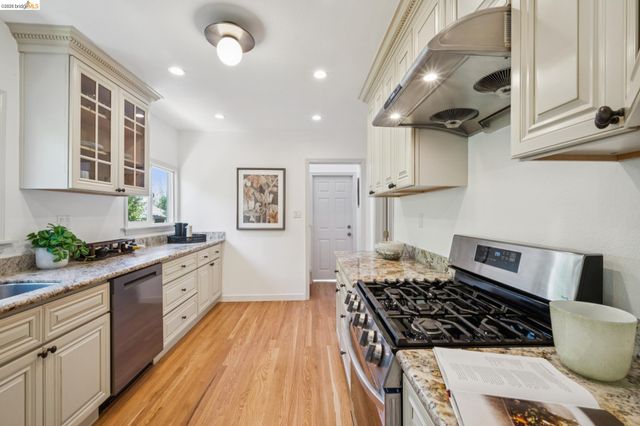 1329 Everett St, El Cerrito, CA 94530