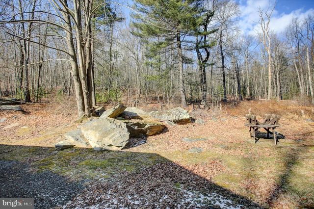 760-B BUCHANAN VALLEY RD, Orrtanna, PA 17353