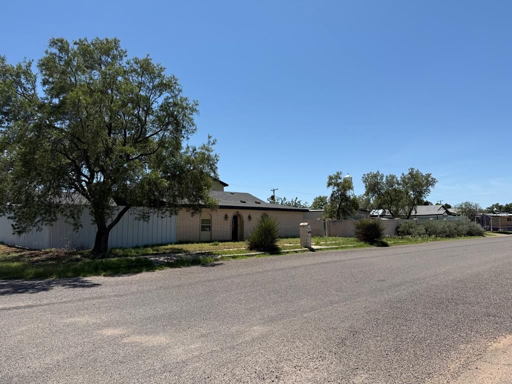 403 S Sue, Crane, TX 79731