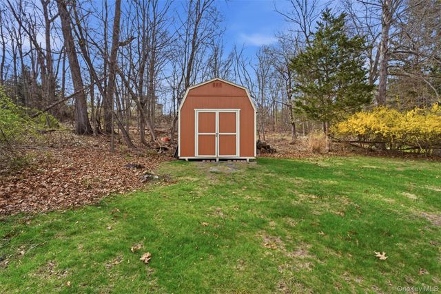 4 Westend Drive, Highland Mills, NY 10930