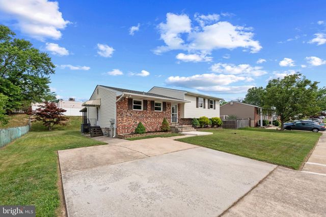 8606 HICKORY THICKET PL, Baltimore, MD 21236