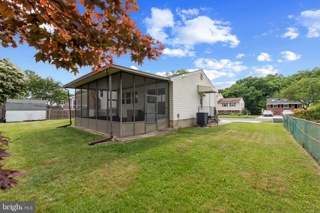 8606 HICKORY THICKET PL, Baltimore, MD 21236