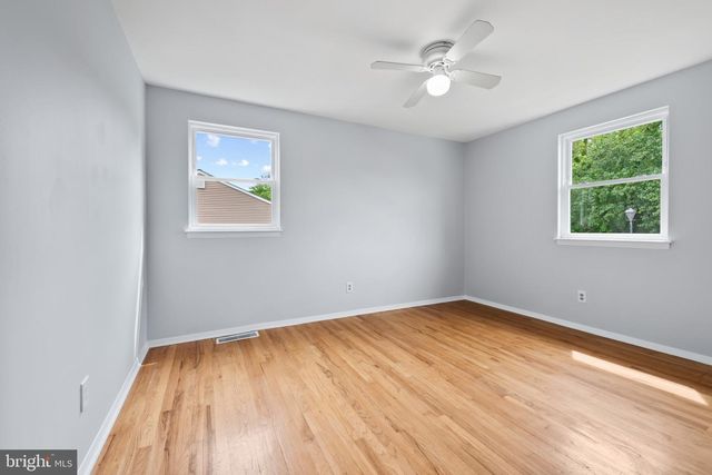 8606 HICKORY THICKET PL, Baltimore, MD 21236