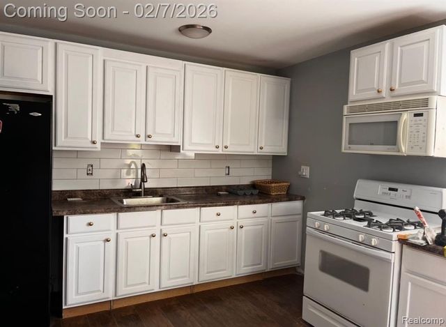 6719 Westwood Street, Detroit, MI 48228