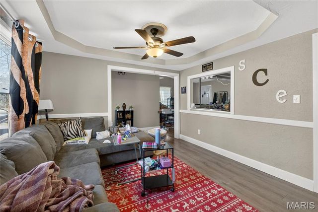 512 Belvedere Drive, Belleville, IL 62223