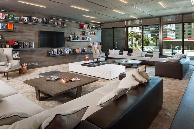 1080 Brickell Ave 205, Miami, FL 33131