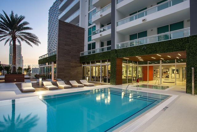 1080 Brickell Ave 205, Miami, FL 33131