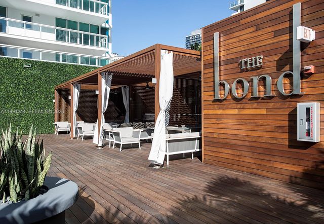 1080 Brickell Ave 205, Miami, FL 33131