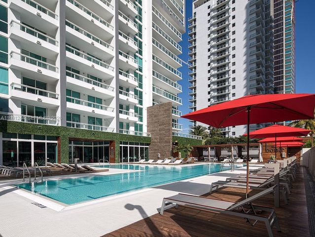1080 Brickell Ave 205, Miami, FL 33131