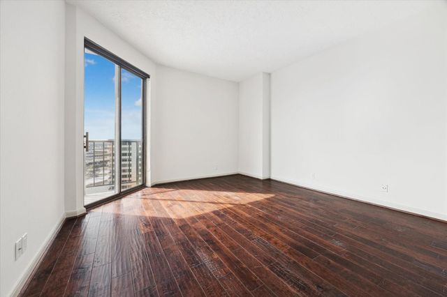 3350 Mccue Road 1501, Houston, TX 77056