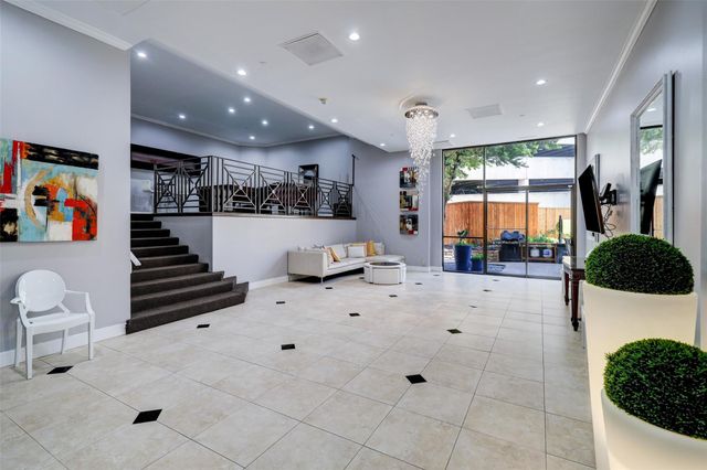 3350 Mccue Road 1501, Houston, TX 77056