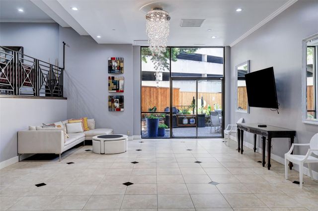 3350 Mccue Road 1501, Houston, TX 77056