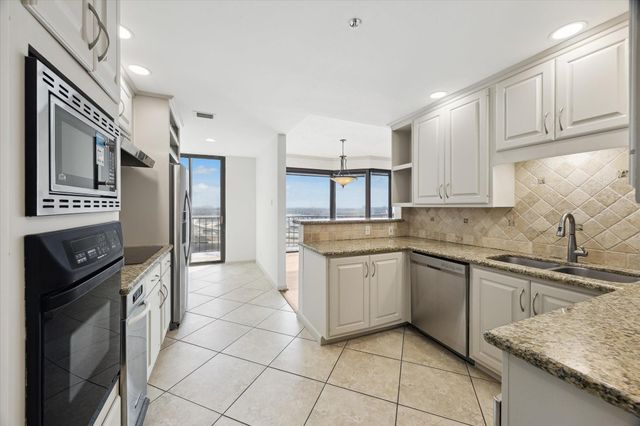 3350 Mccue Road 1501, Houston, TX 77056