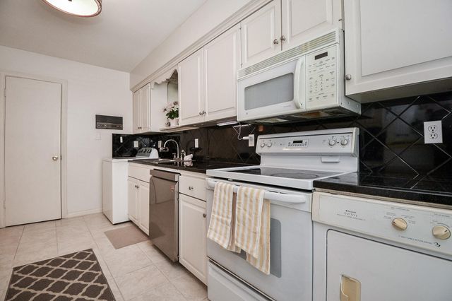 6335 Del Monte Drive 97, Houston, TX 77057