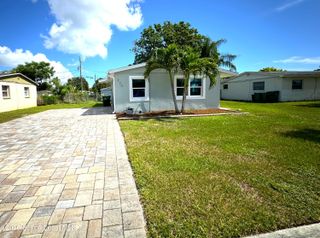 230 Crown Boulevard, Melbourne, FL 32901
