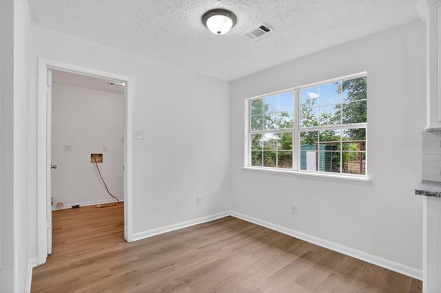 15197 Willis Waukegan Road, Cut And Shoot, TX 77303