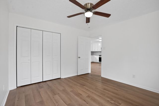 15197 Willis Waukegan Road, Cut And Shoot, TX 77303