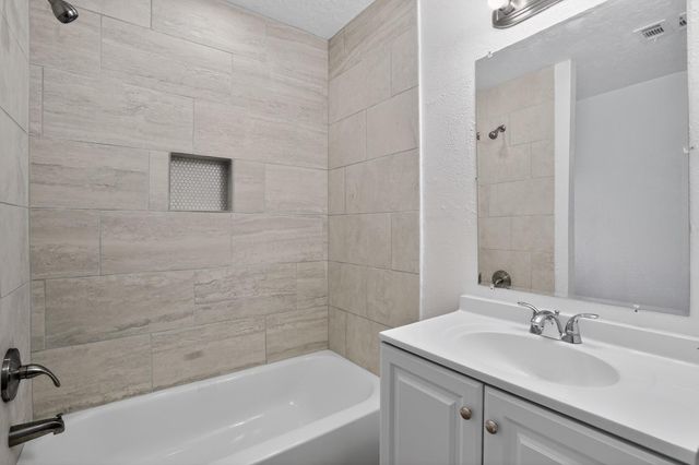 15197 Willis Waukegan Road, Cut And Shoot, TX 77303