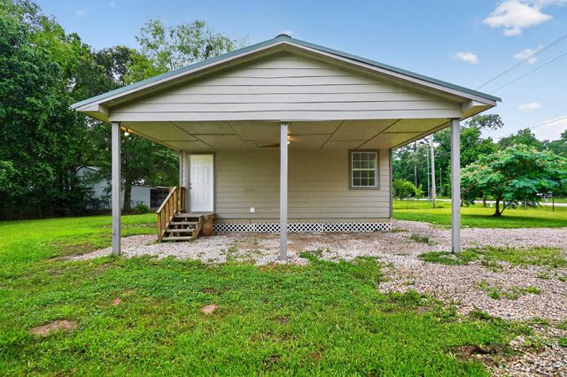 15197 Willis Waukegan Road, Cut And Shoot, TX 77303