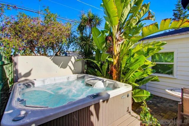 4460 Niagara Avenue, San Diego, CA 92107