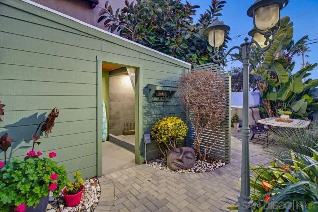 4460 Niagara Avenue, San Diego, CA 92107