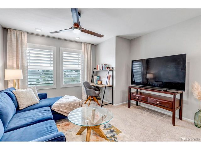 2428 Yukon Dr, Longmont, CO 80504