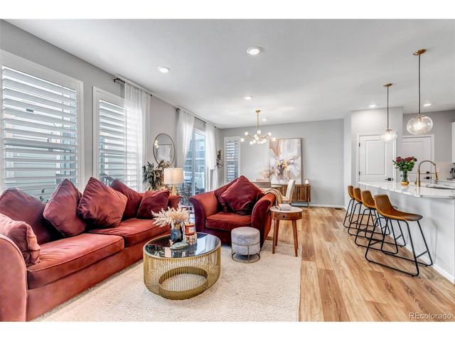 2428 Yukon Dr, Longmont, CO 80504