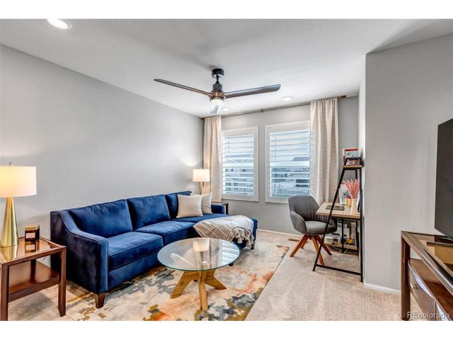 2428 Yukon Dr, Longmont, CO 80504