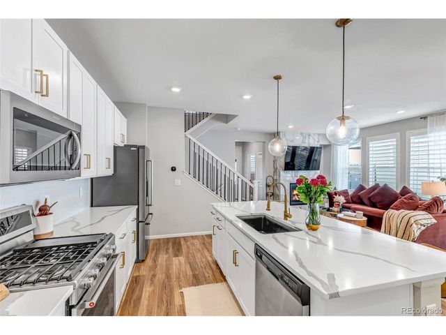 2428 Yukon Dr, Longmont, CO 80504