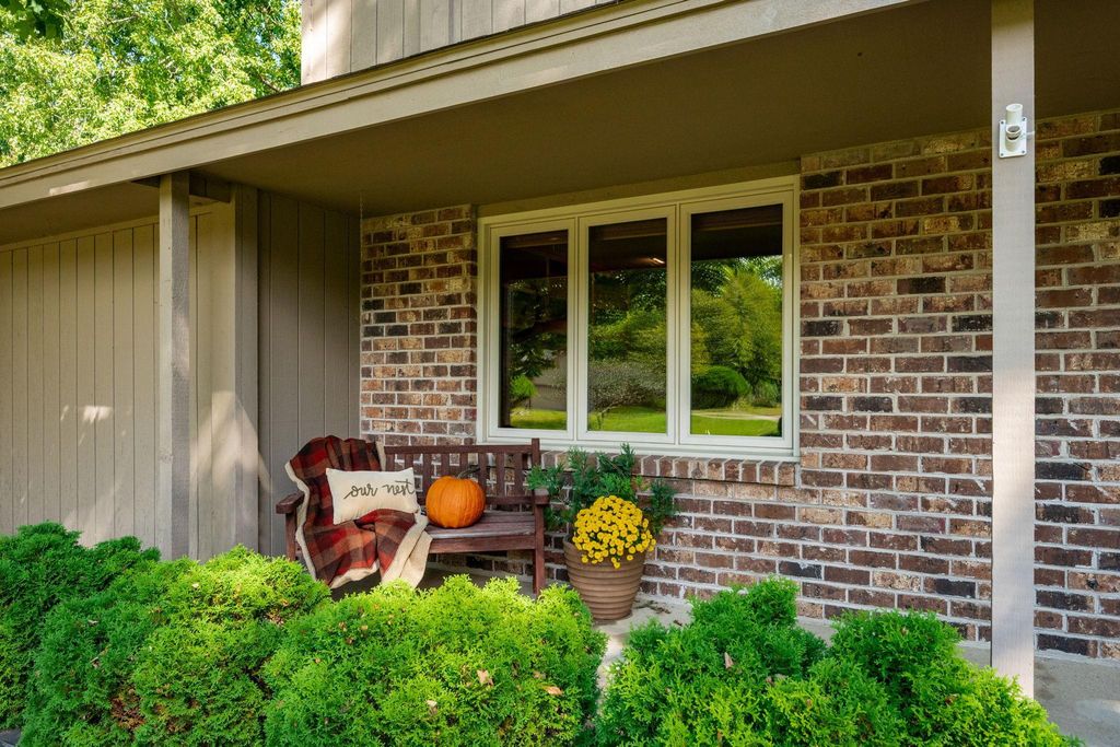 6015 Stoneybrook Drive, Minnetonka, MN 55345 — photo 3