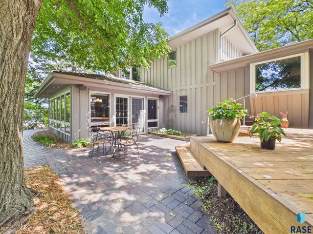 317 E Autumn Ln Lane, Sioux Falls, SD 57105