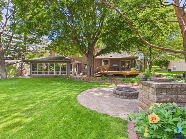 317 E Autumn Ln Lane, Sioux Falls, SD 57105