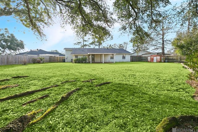 13105 Briargrove Ave, Saint George, LA 70810