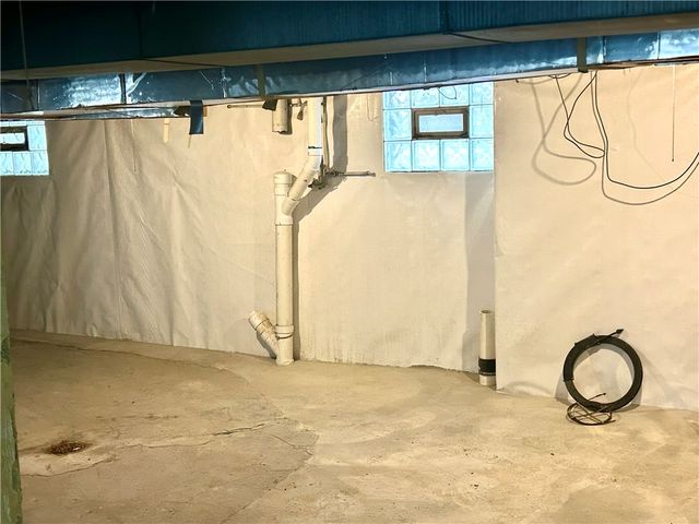 88 Byrer Ave, Uniontown, PA 15401