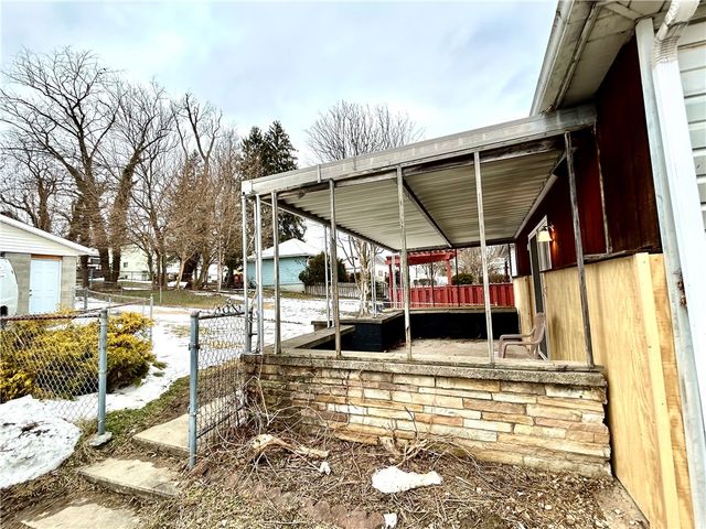 88 Byrer Ave, Uniontown, PA 15401