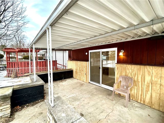 88 Byrer Ave, Uniontown, PA 15401