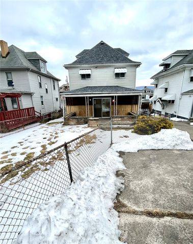 88 Byrer Ave, Uniontown, PA 15401