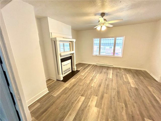 88 Byrer Ave, Uniontown, PA 15401