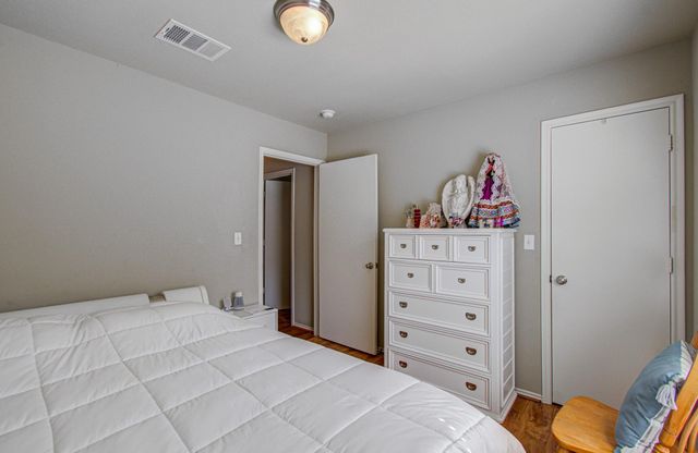 957 Oak Terrace Drive, Willis, TX 77378