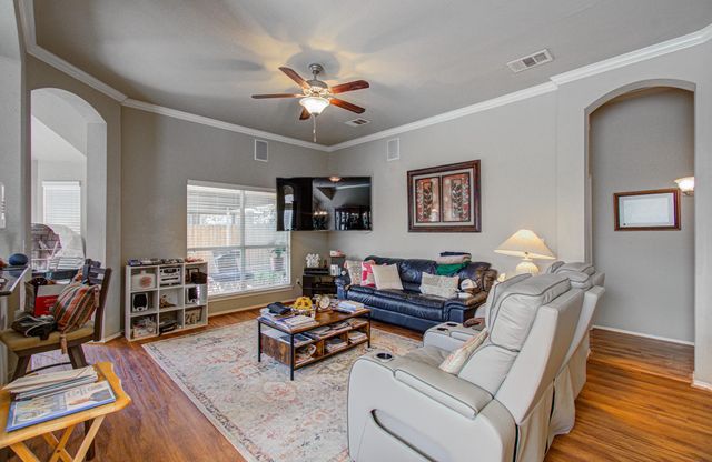 957 Oak Terrace Drive, Willis, TX 77378