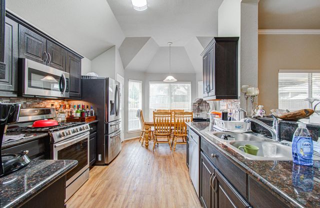 957 Oak Terrace Drive, Willis, TX 77378