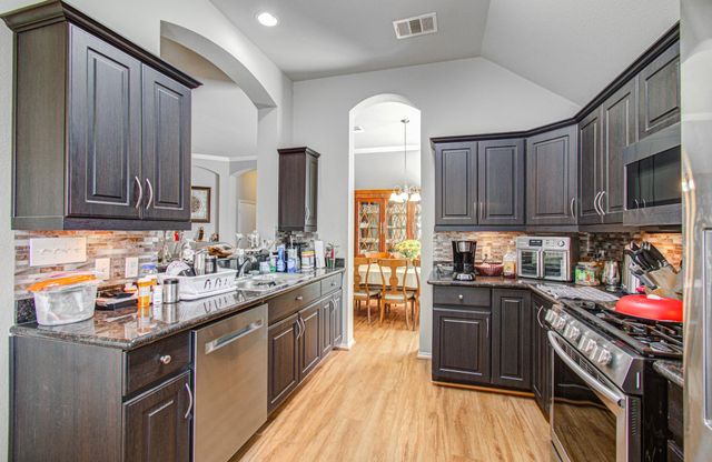 957 Oak Terrace Drive, Willis, TX 77378