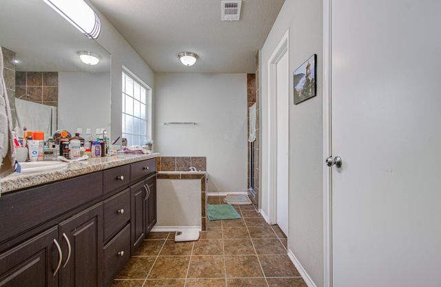 957 Oak Terrace Drive, Willis, TX 77378